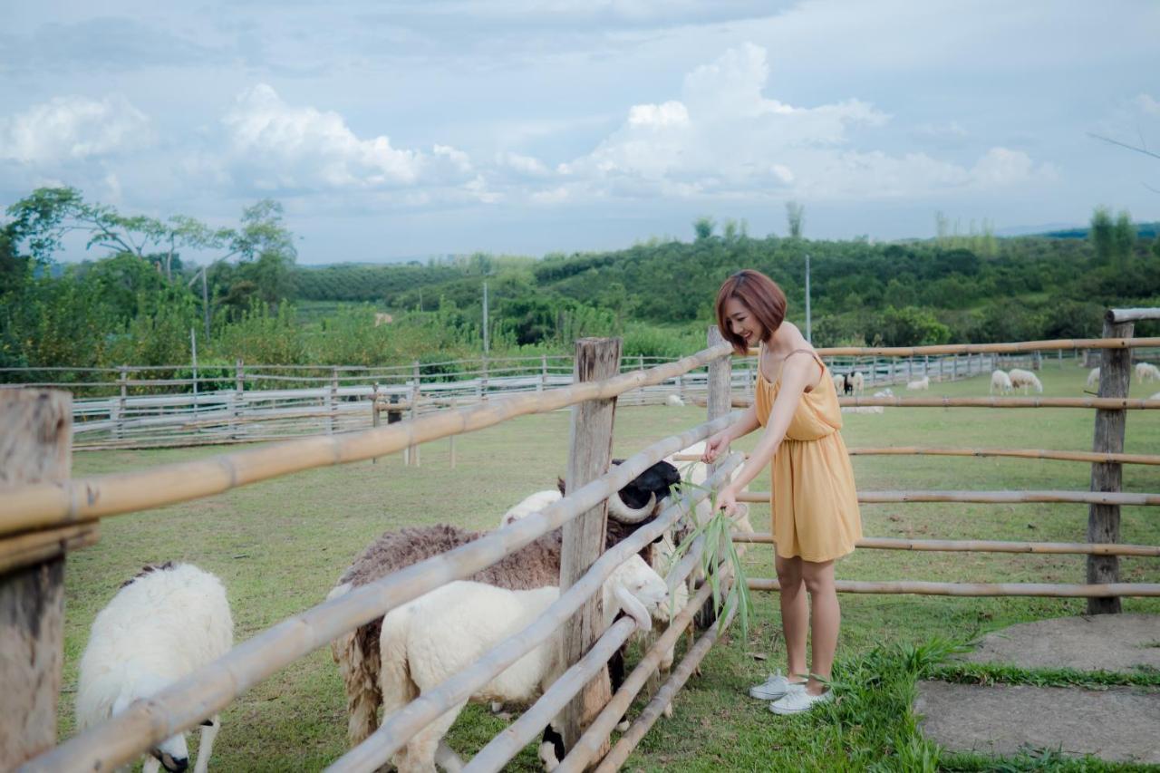 A-Star Phulare Valley, Chiang Rai Hotel Exterior foto